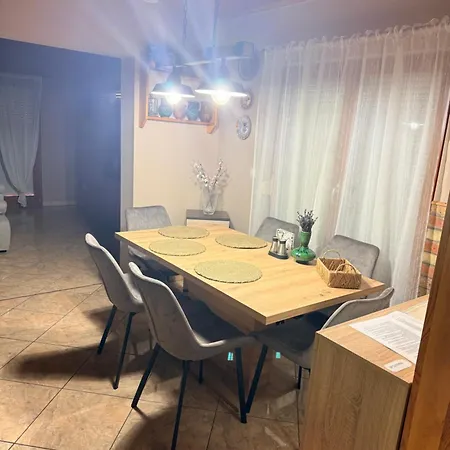 Betti Дом отдыха Балатонберень